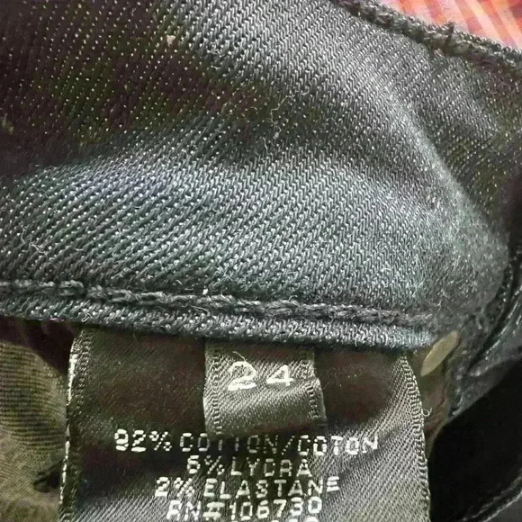 Vince Riley Legging in Dark Denim - Picture 7 of 7